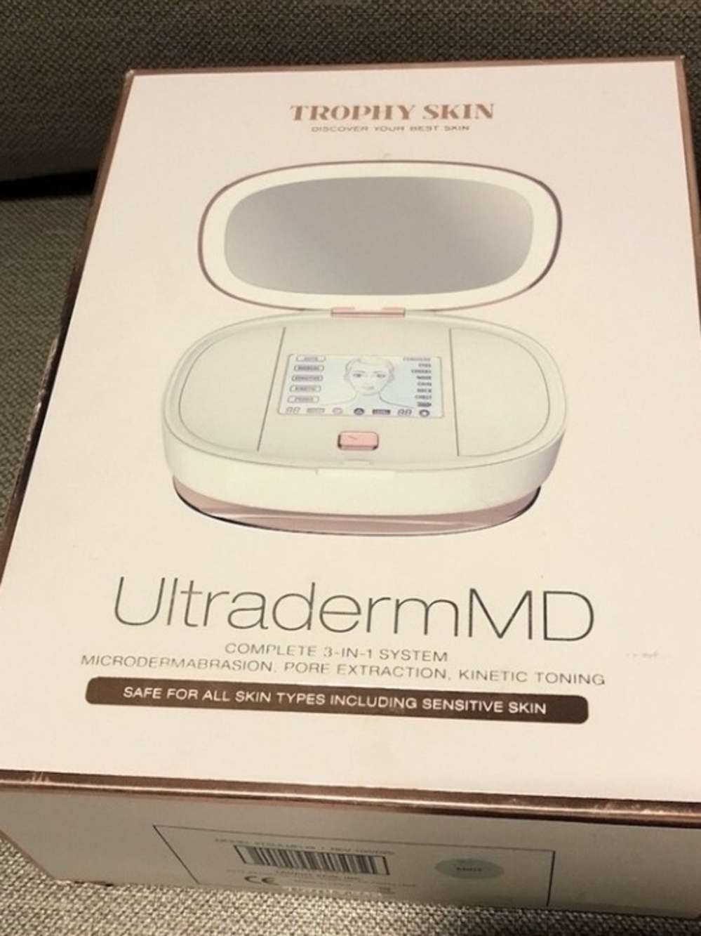 Trophy Skin UltradermMD 3-in-1 Microdermabrasion Device - White & Pink